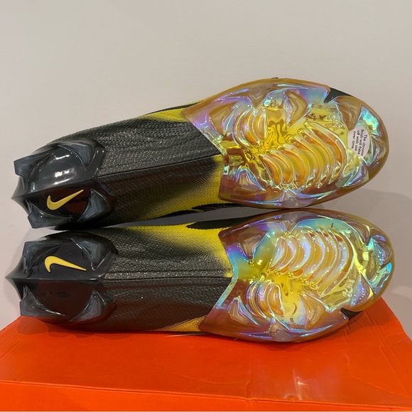 Size 15 Wide Nike Vapor Edge 360 Elite Oregon Ducks PE Football Cleat DA8732-303